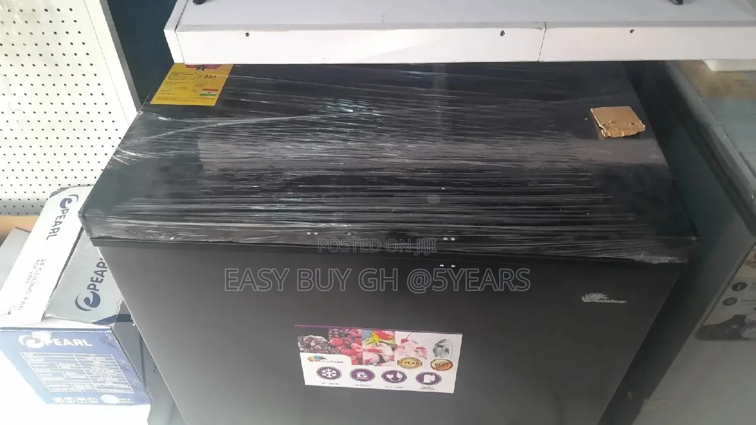 Rainbow Chest Freezer 200L