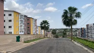 2bdrm Block of Flats in Kwabenya Rehoboth, Dome for sale