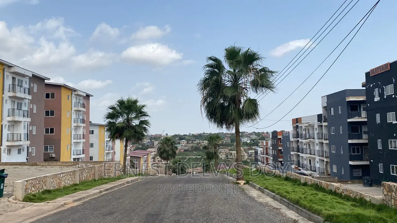 2bdrm Block of Flats in Kwabenya Rehoboth, Dome for sale