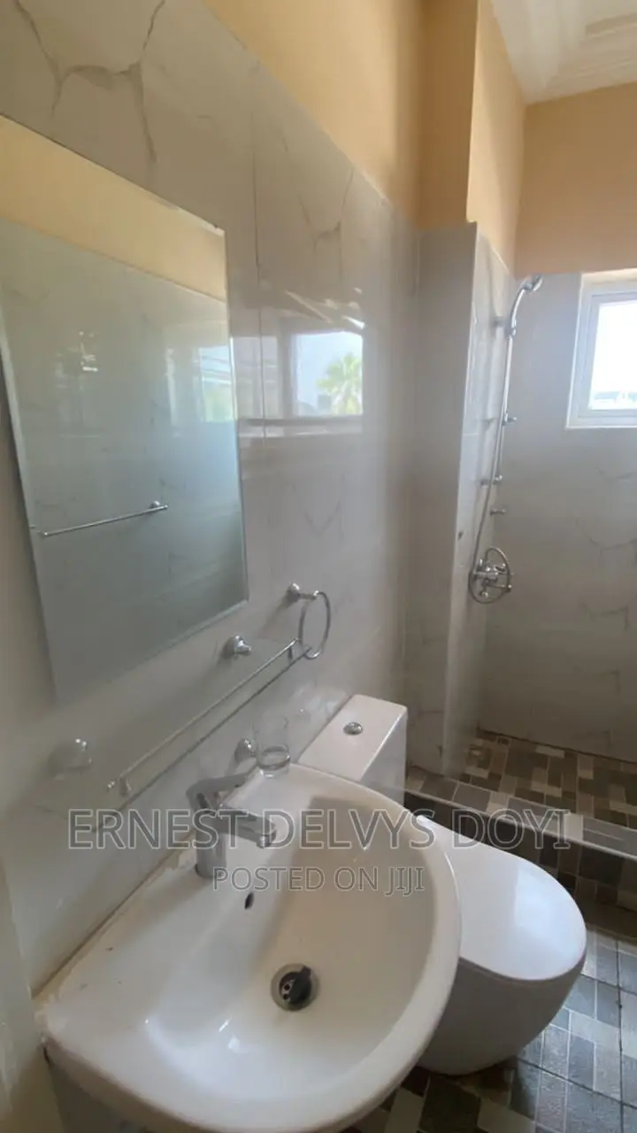 2bdrm Block of Flats in Kwabenya Rehoboth, Dome for sale