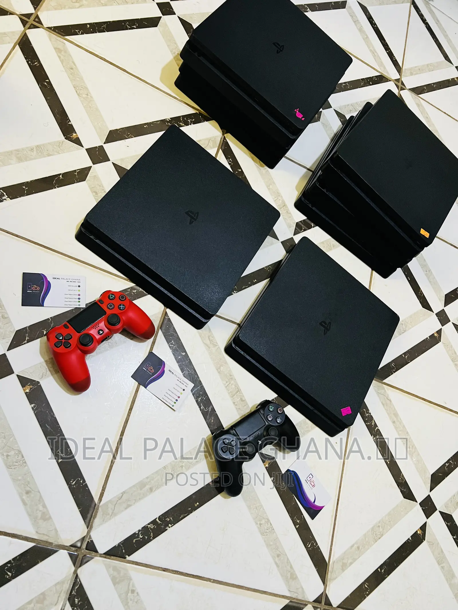 Discounted / Promo Ps4 Slim 8 Games