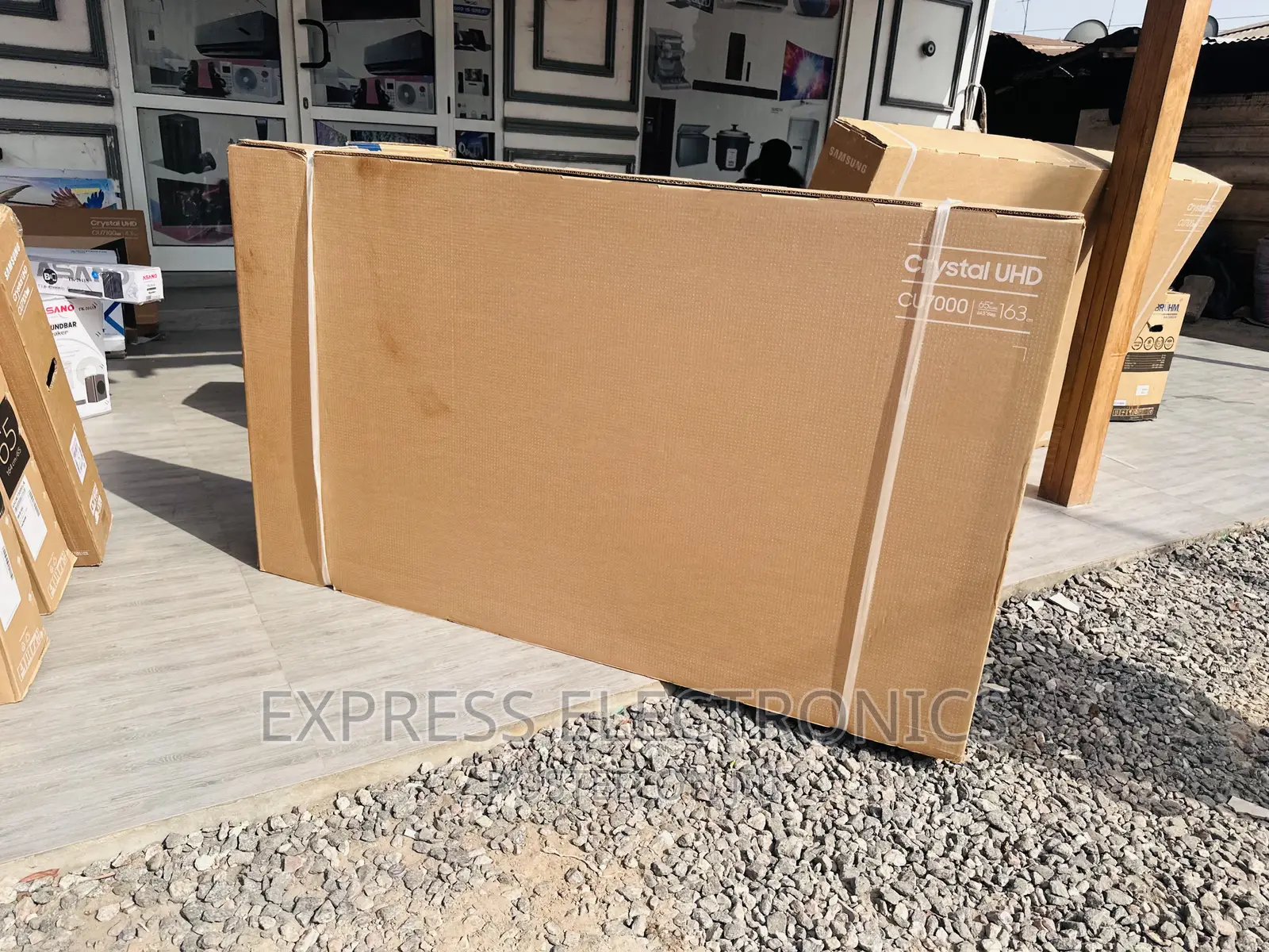 Glossy Sleek Slim~UHD Smart Samsung 65”CU7000~~