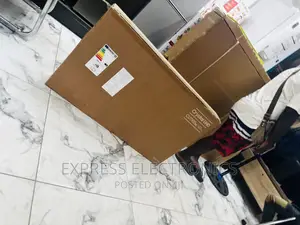 2023 Model UHD Smart Samsung 43”Cu7172
