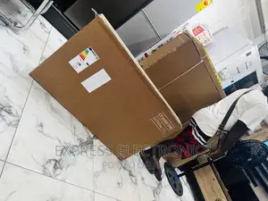 2023 Model UHD Smart Samsung 43”Cu7172