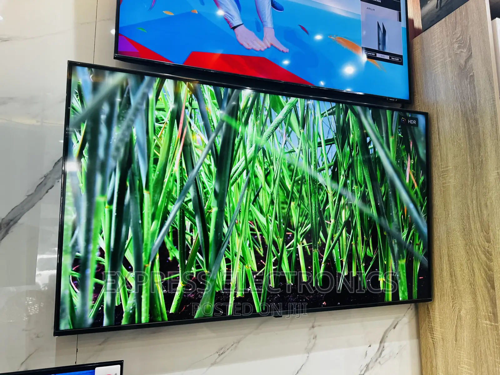 Smart Glossy LED Tv  Screen LG 55”UR73