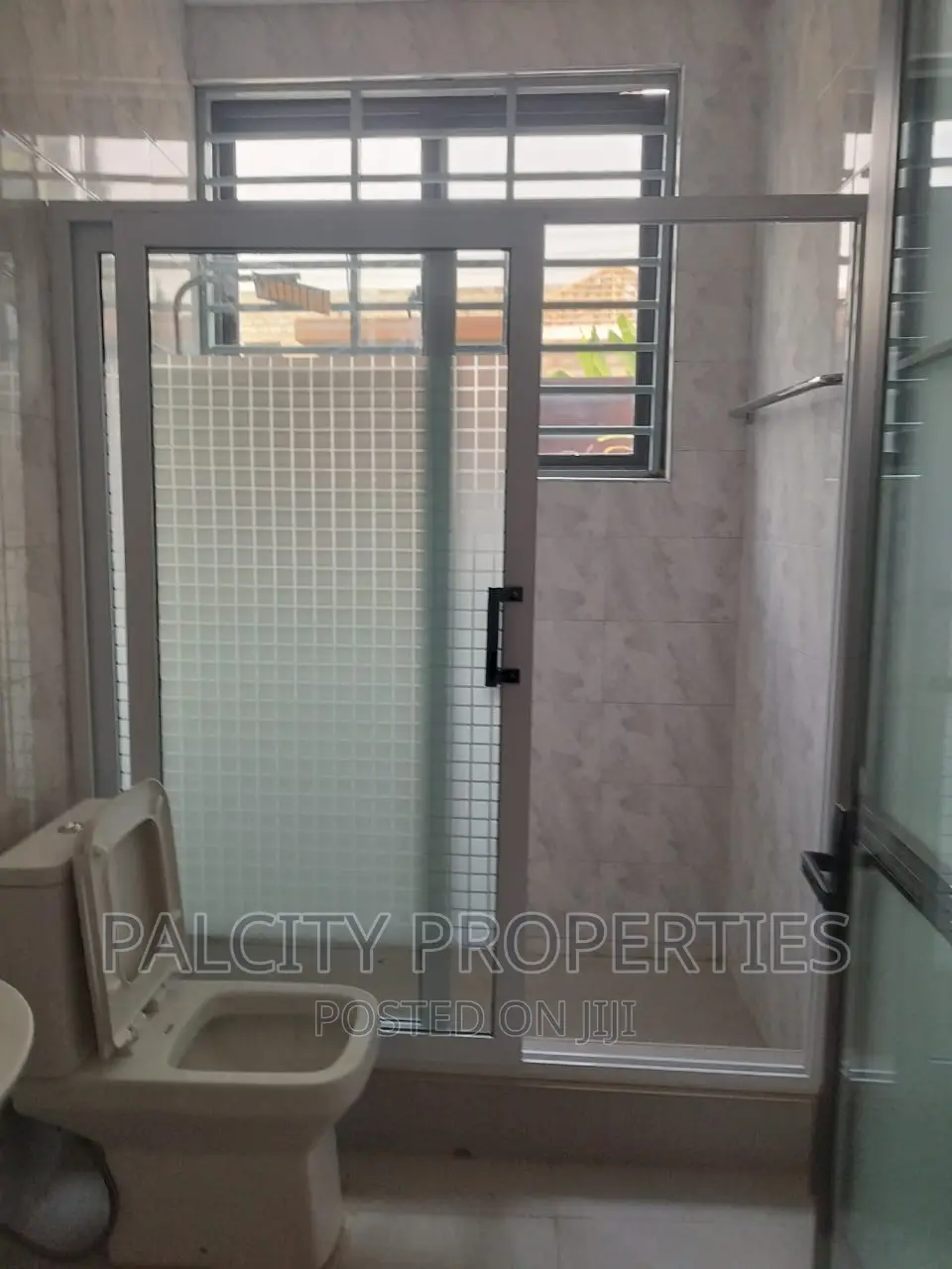 2bdrm Apartment in Palcity Estate, Kumasi Metropolitan for rent