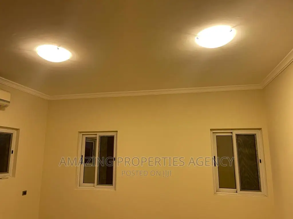 5bdrm House in Tema Metropolitan for rent