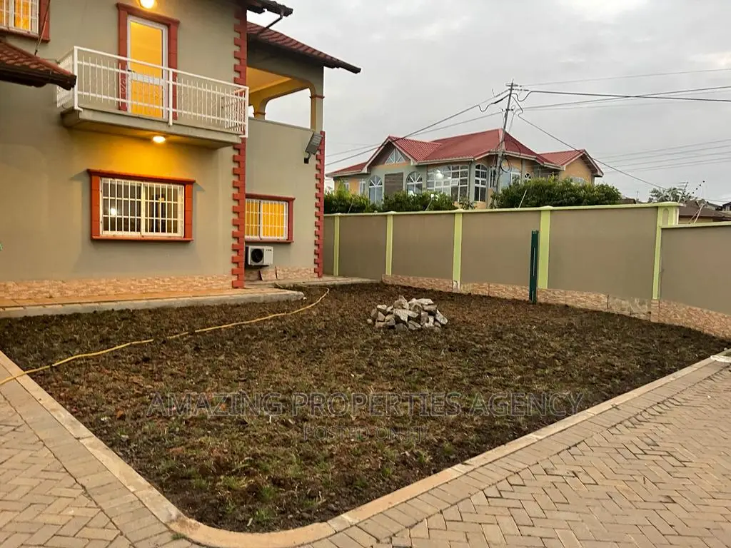 5bdrm House in Tema Metropolitan for rent