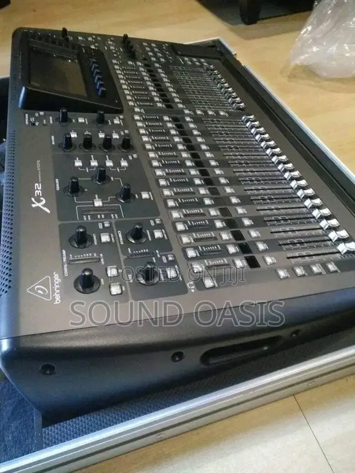 Behringer X32 40-Channel Digital Mixer