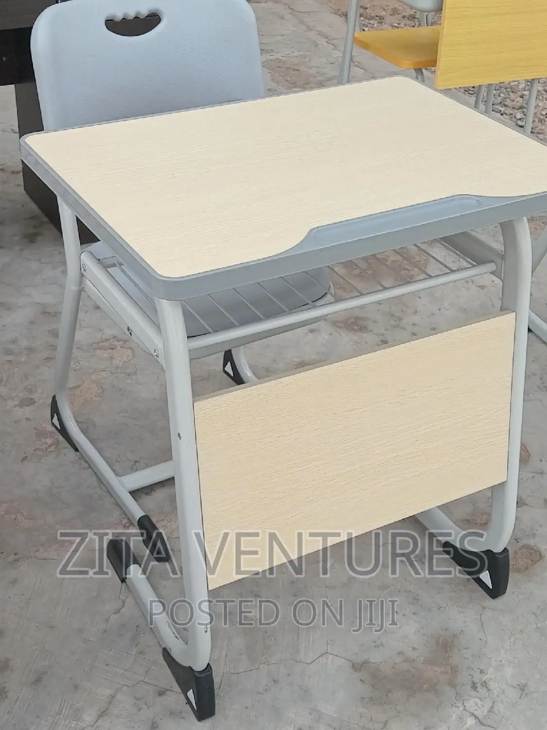 Students Desk