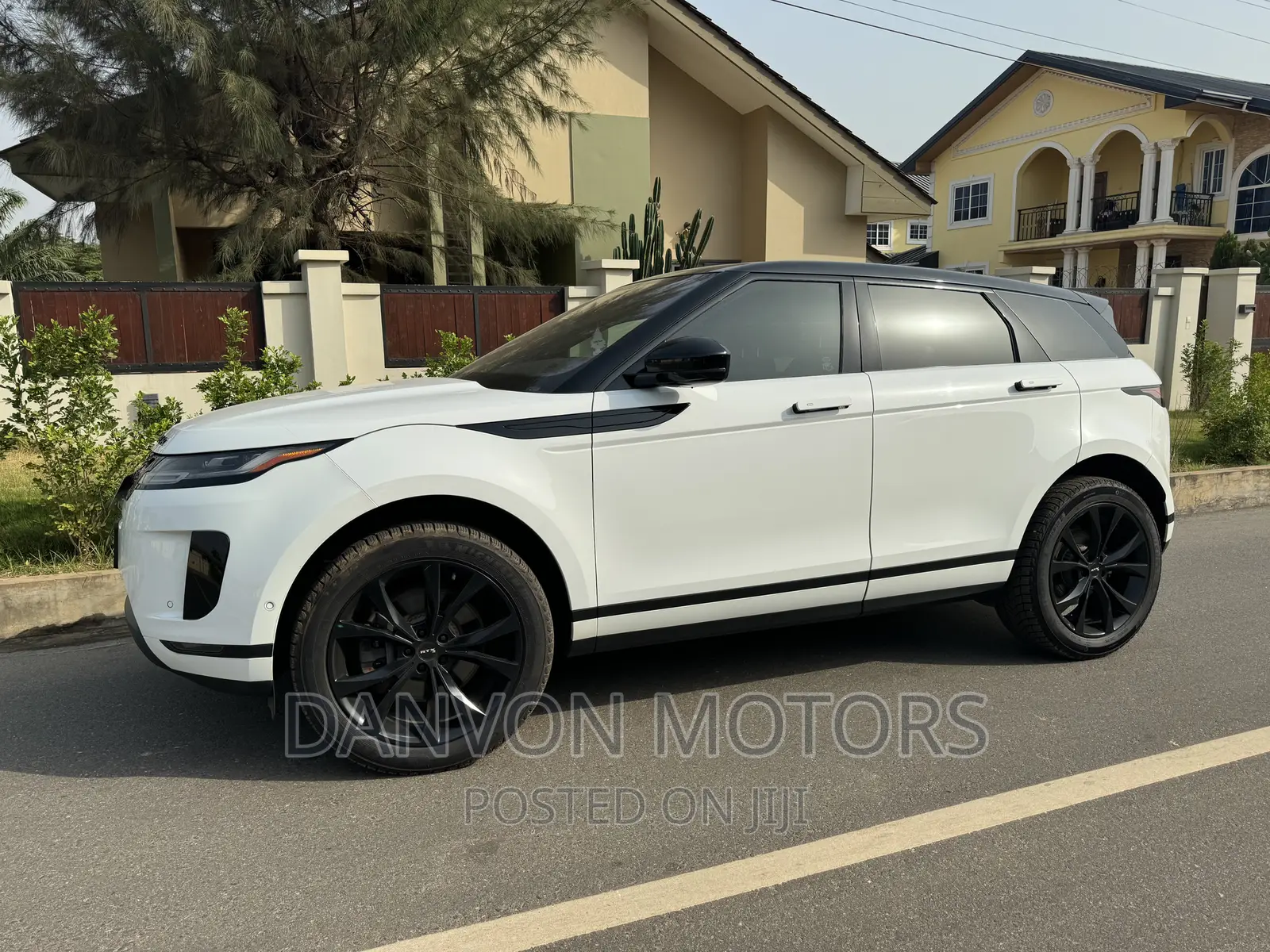 Land Rover Range Rover Evoque SE AWD 2020 White
