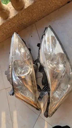 Halogen Headlight Set for 2007-2009 Lexus ES350