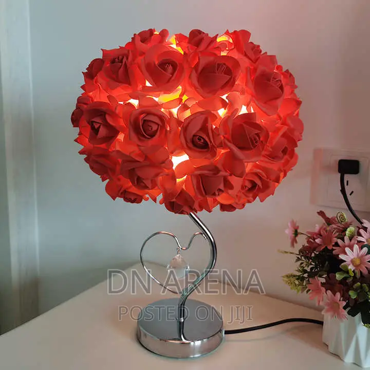Nordic Rose Flower Table Lamp