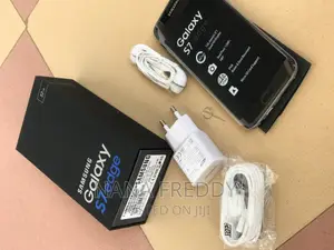 New Samsung Galaxy S7 edge 32 GB Black