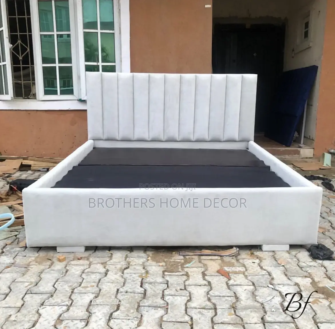 Local Queen Size Bedframe 72x75 // Very Strong And Durable