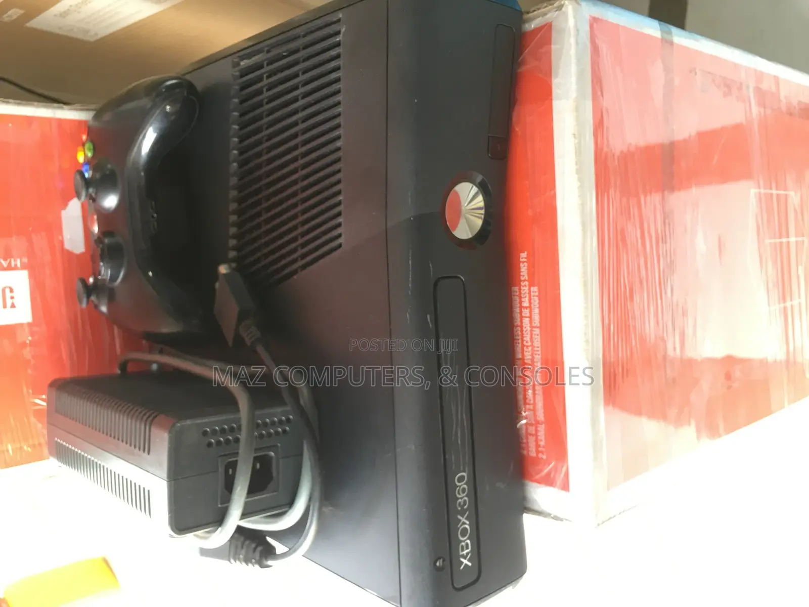 Xbox 360 Slim With 20 Crazy Games