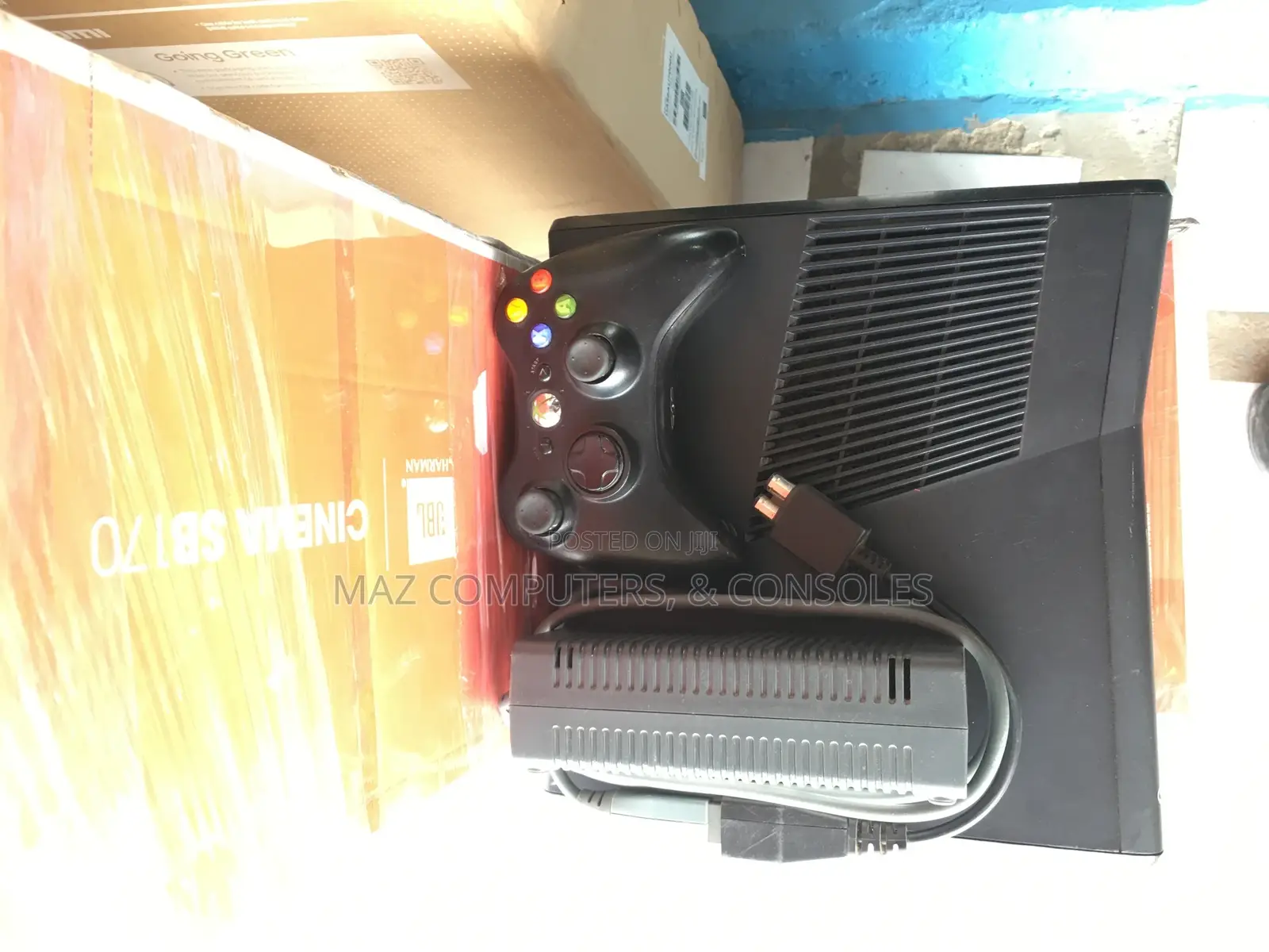 Xbox 360 Slim With 20 Crazy Games