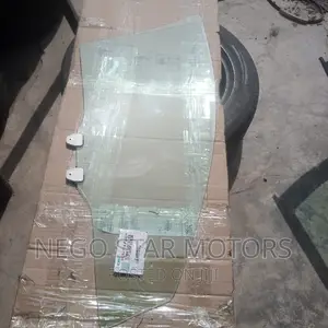 Honda Hrv 2018 Door Glass