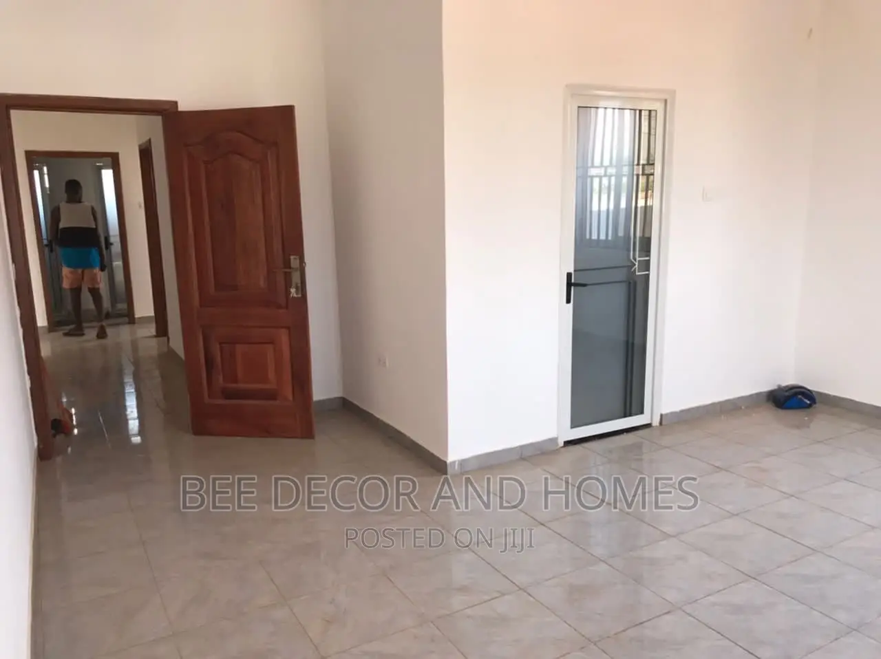 3bdrm Apartment in Bee Decor & Home’S, Adenta for rent