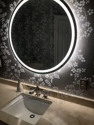 Background and Front Light Mirror.