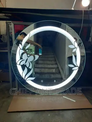 LED Mirrior. Touchscreen. 60cm