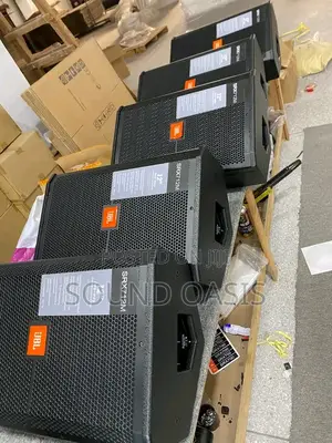 Srx712m 12" High-power Two-way Stage Monitor