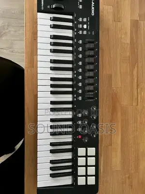 M-Audio Oxygen 49 (MKV – 49 Key USB MIDI Keyboard Controller