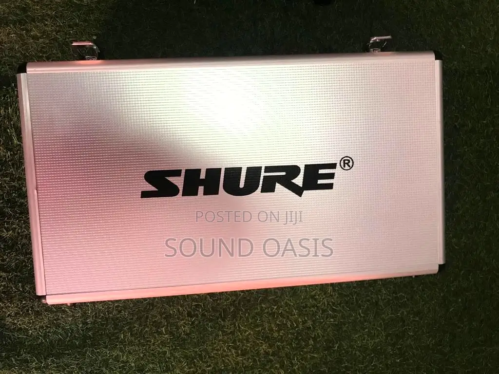 Shure U-6600 4in1 Wireless Microphone