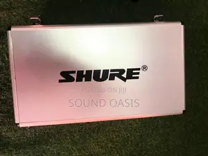 Shure U-6600 4in1 Wireless Microphone