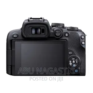 Canon EOS R10