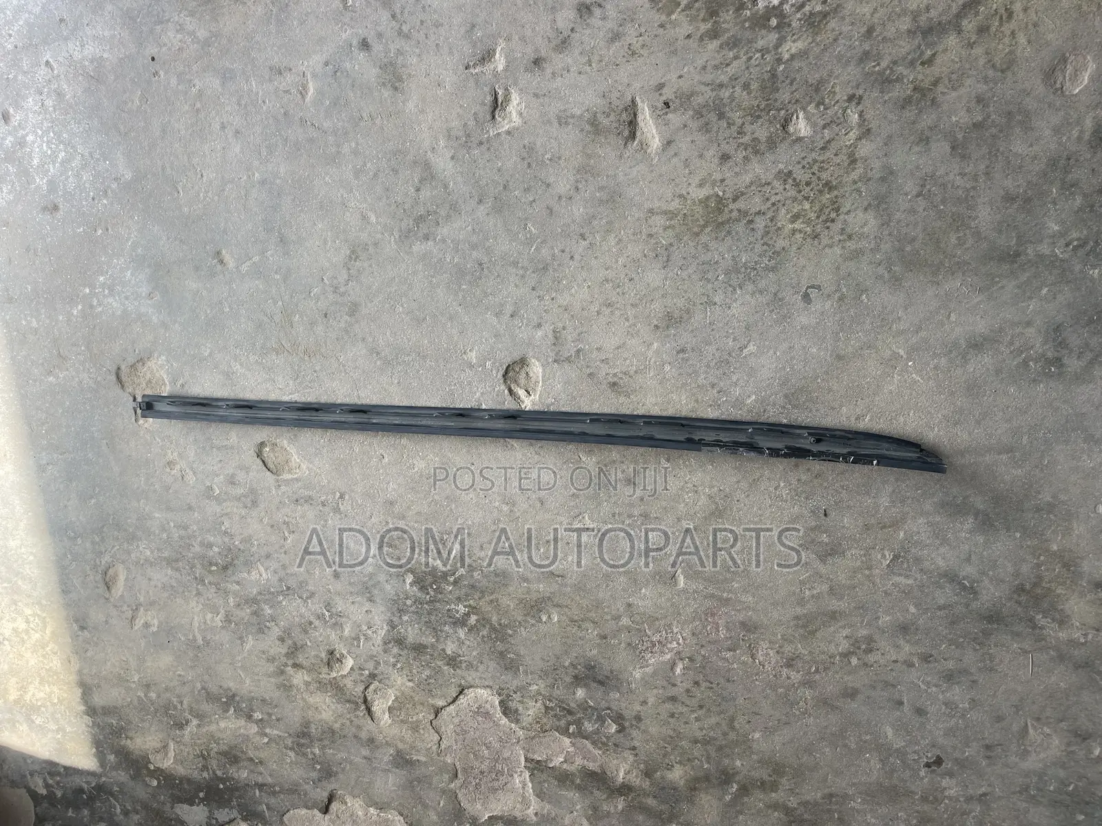 Sonata Windscreen Moulding