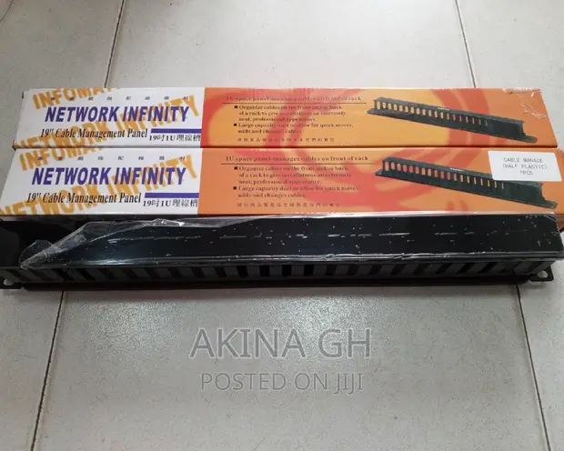 Network Infinity 1u 19" Cable Manager Panel 3