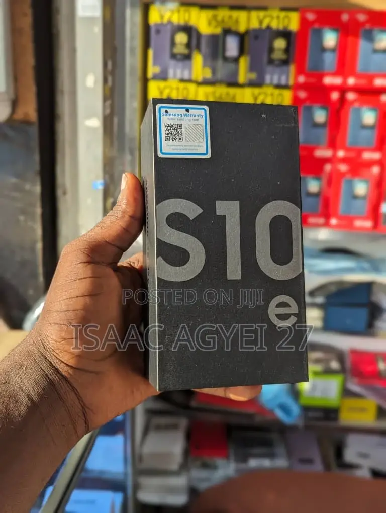 New Samsung Galaxy S10e 128 GB Black