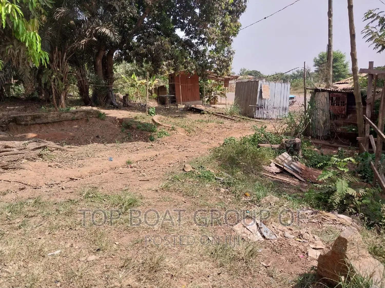 Abuakwa Main Road Top Boat Estate