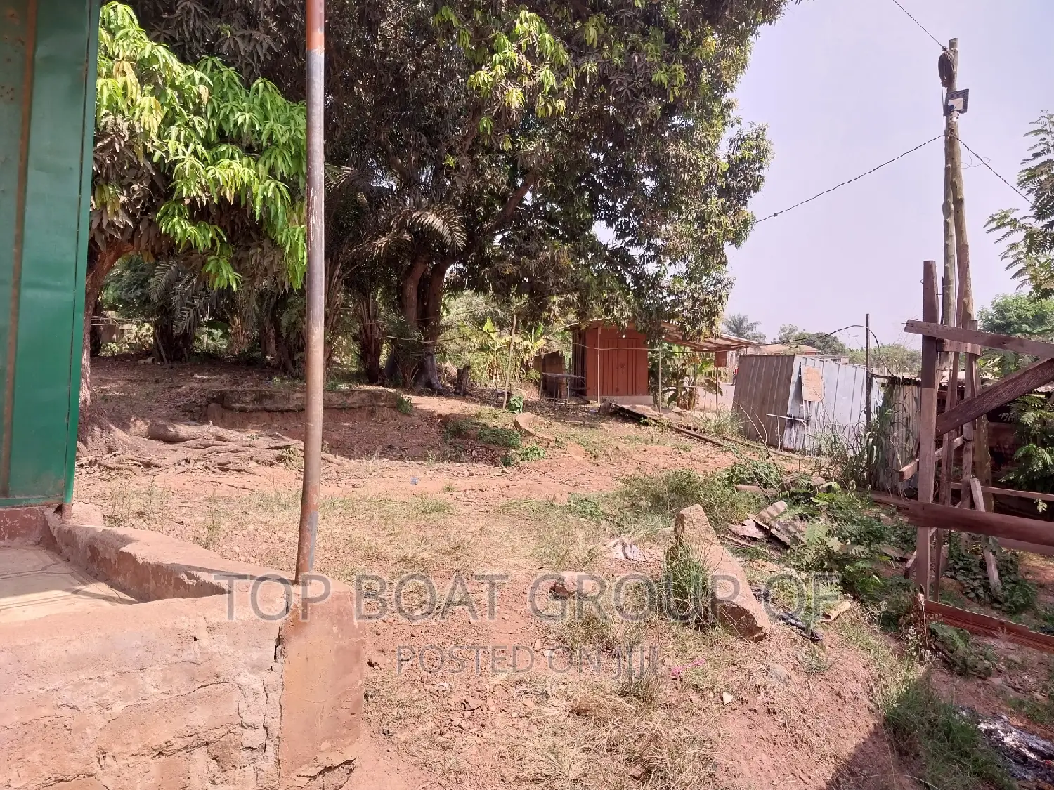 Abuakwa Main Road Top Boat Estate