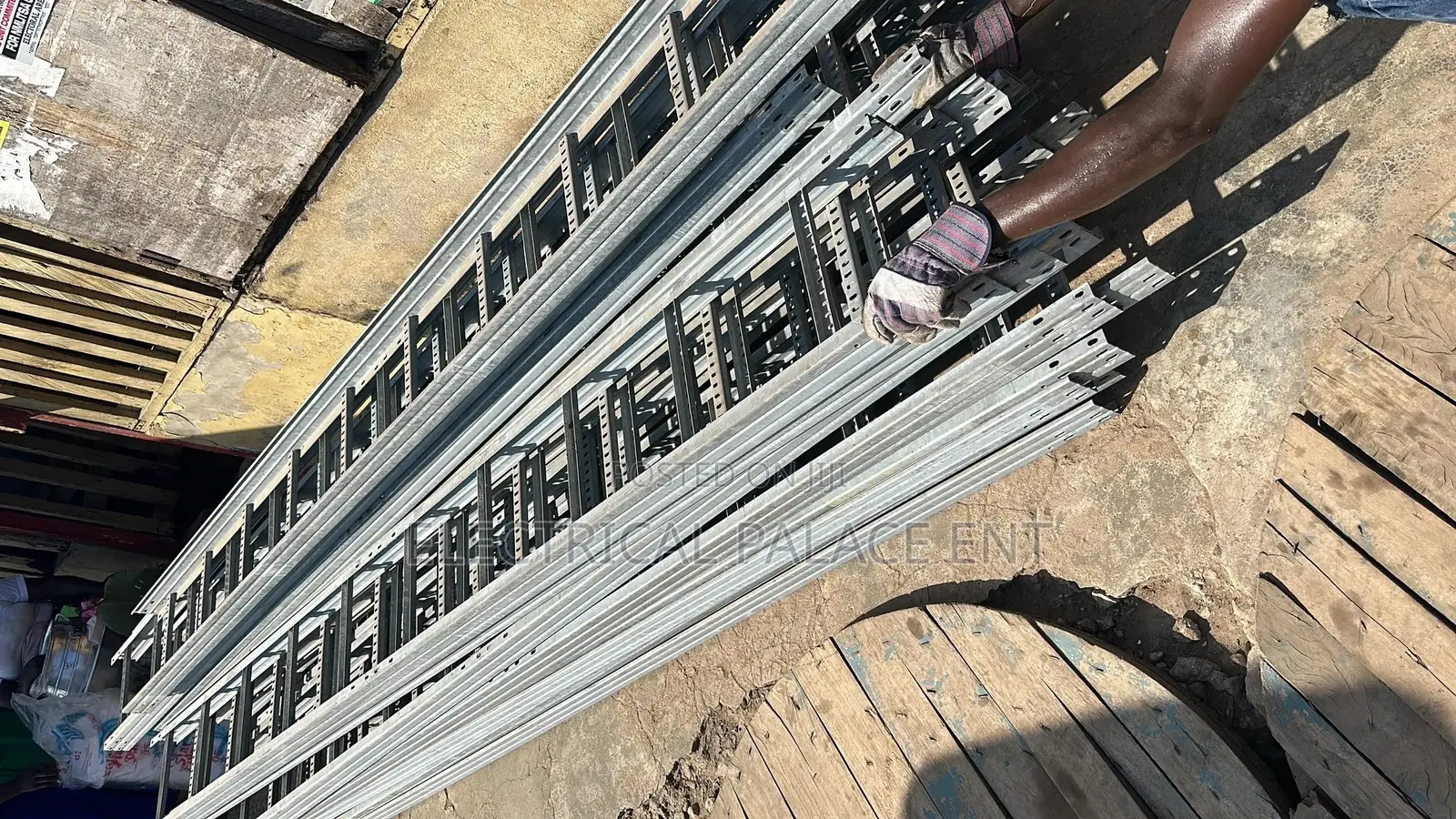 Cable Trays in 3meters , Accessories , Armored Cables