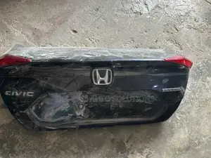 2017-2020 Honda Civic Trunk Lid