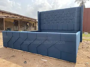 Queen Size Bedframe 72x75// Very Durable