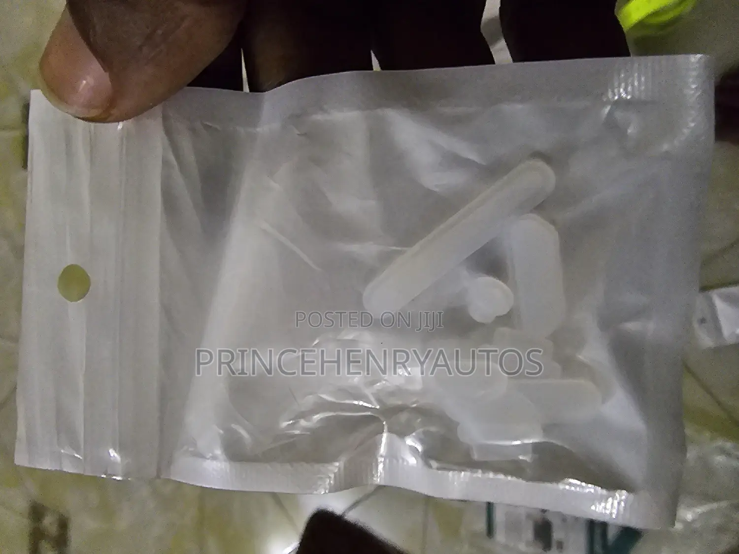 Macbook Air A2941 15.3 Dust Plug Cover