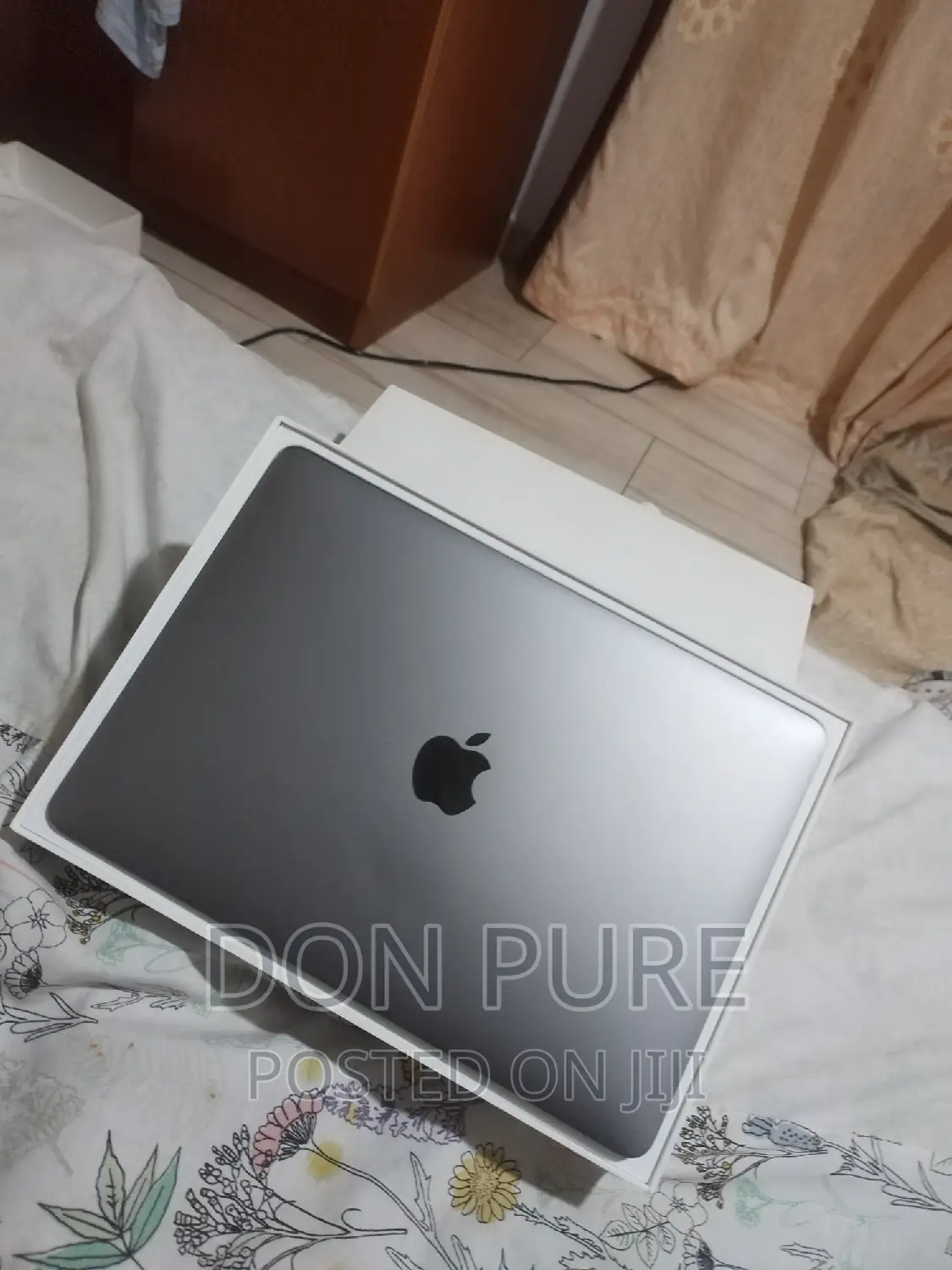 Laptop Apple MacBook 2017 8GB Intel Core I5 SSD 256GB
