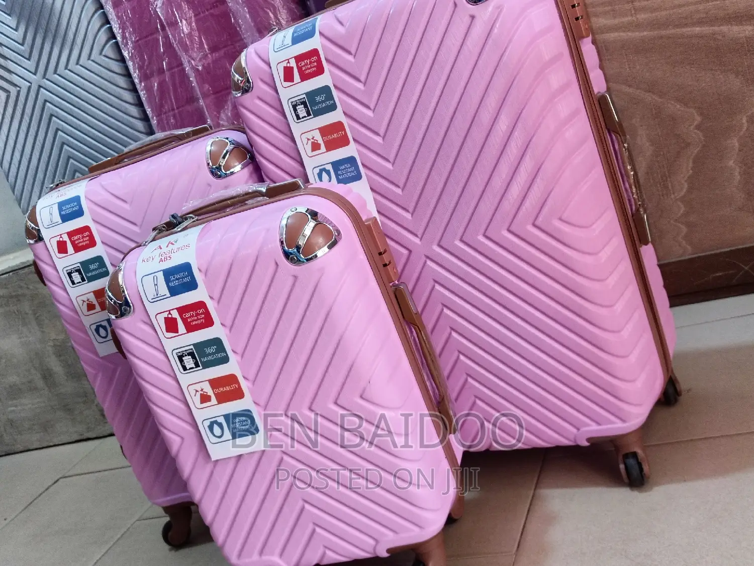 New Plastic Travelling Bags (3 Pieces)