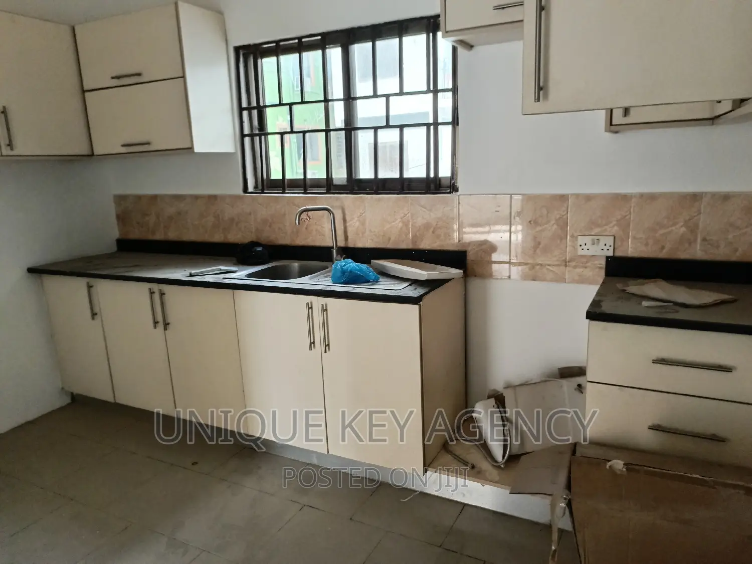 2bdrm Apartment in , Dzorwulu for rent