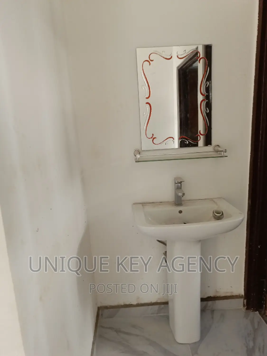 2bdrm Apartment in , Dzorwulu for rent