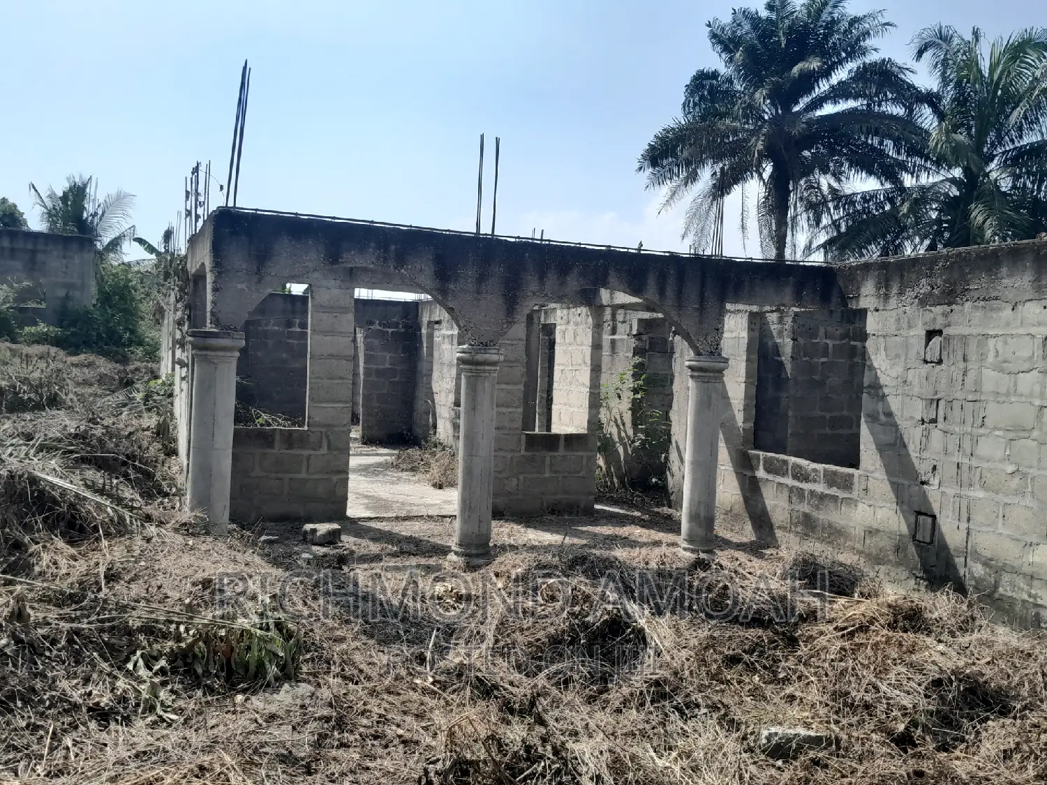 Plot With Uncompleted Building for Sale at Kansa City