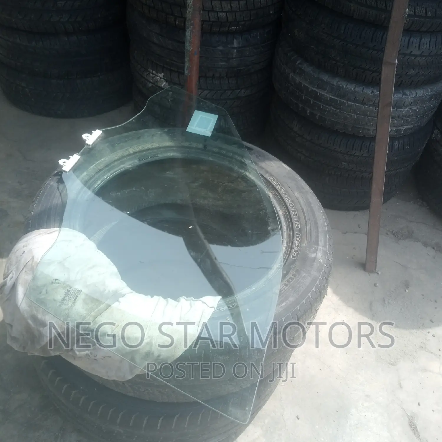 Toyota Highlander 2022 Front Door Glass