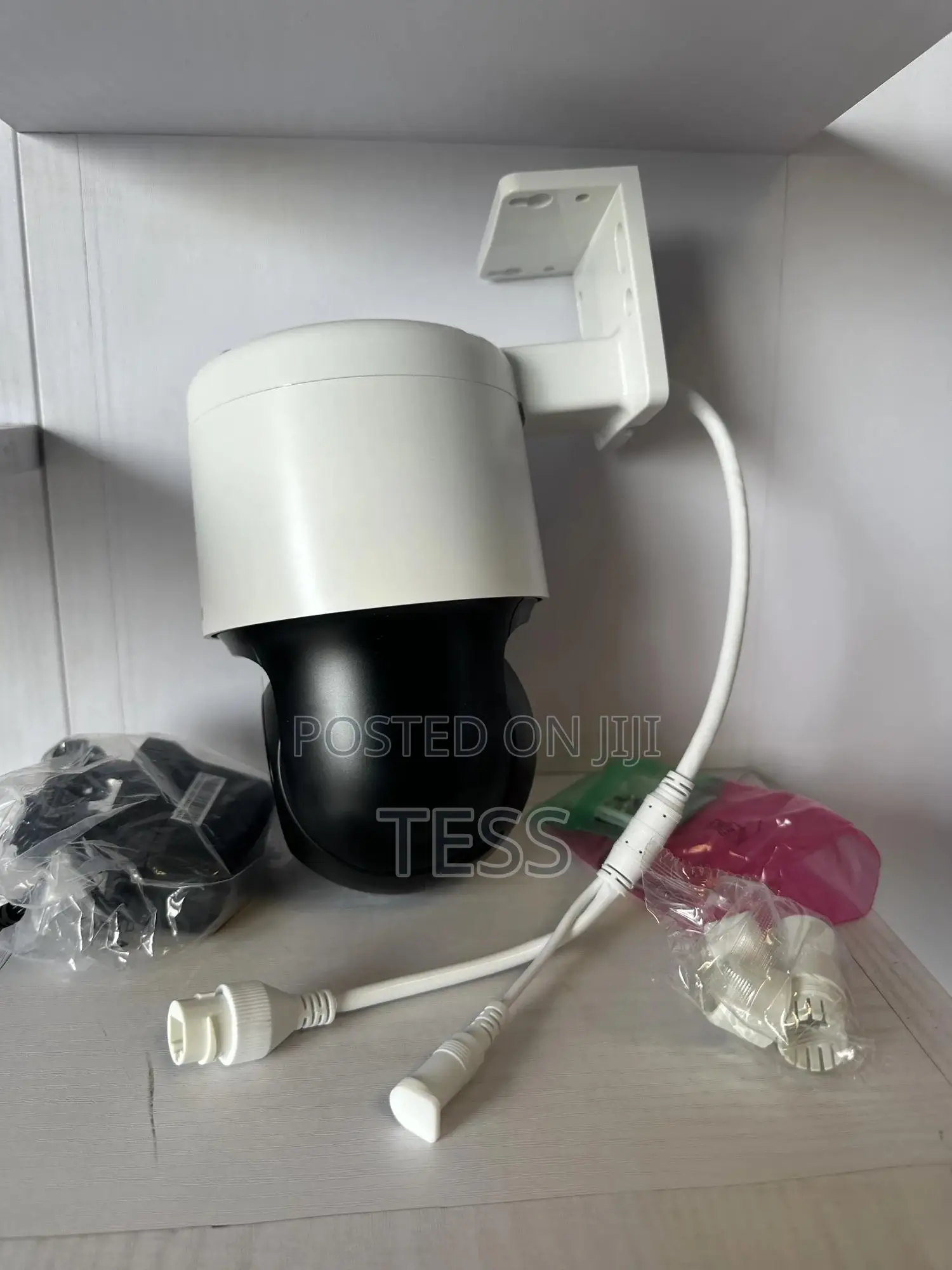 Hikvision Mini IP PTZ Camera 4MP Smart Hybrid Light.