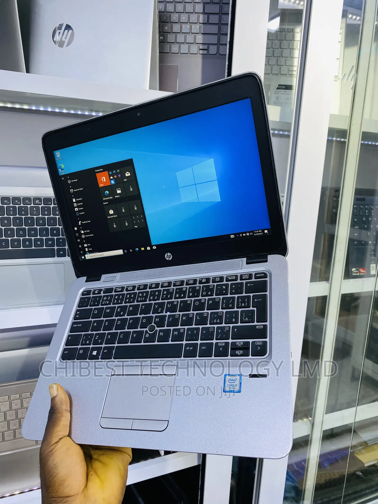 Laptop HP EliteBook 820 G4 8GB Intel Core I5 HDD 500GB