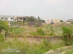 10 Classic Plots at Legon Hills