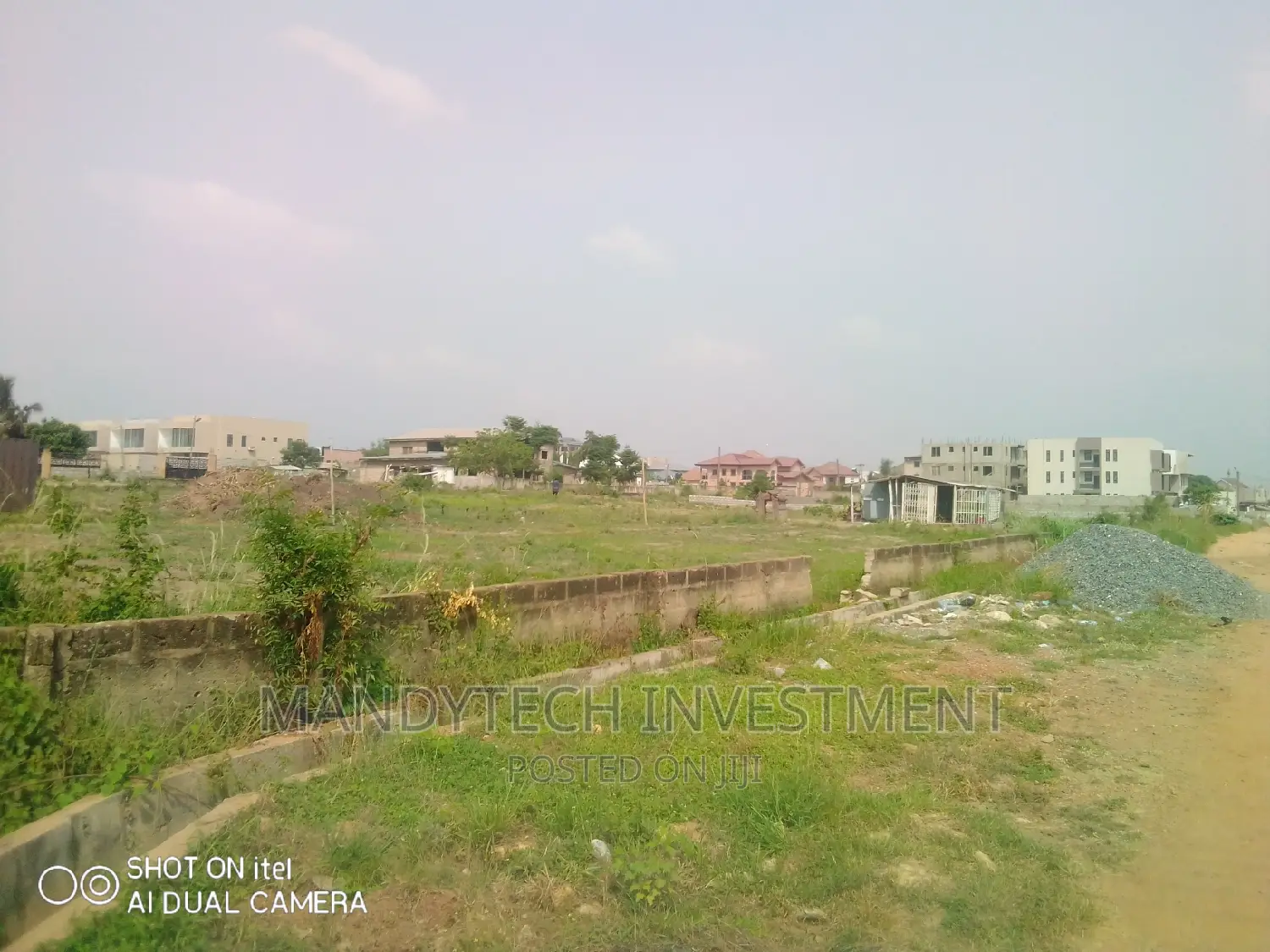 10 Classic Plots at Legon Hills