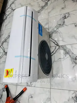 Auto Swigs ___ Split R410 Gas Midea Inverter AC White